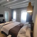 Xii Century Heritage Hotel