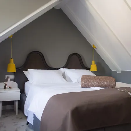 十二世纪遗产酒店 4*