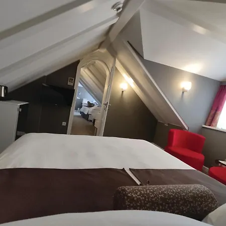 十二世纪遗产酒店