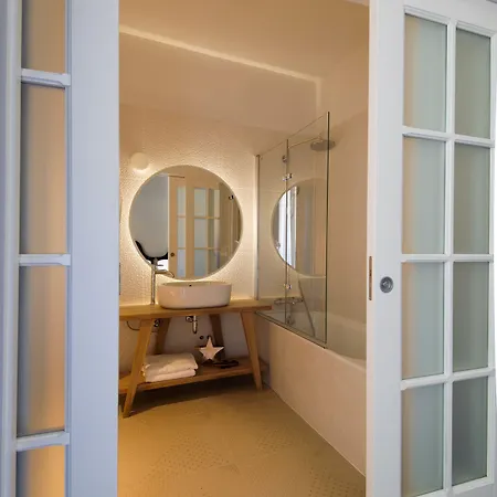 Xii Century Heritage 호텔 4*