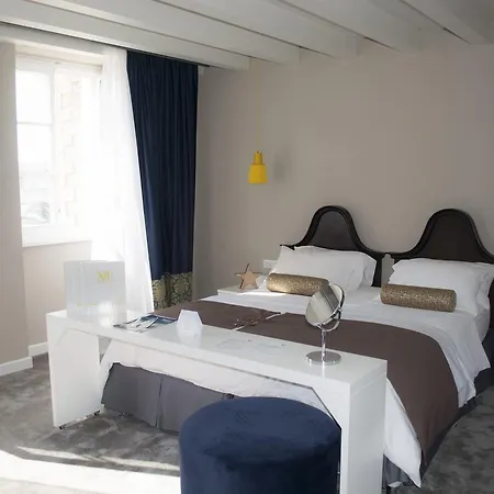 Xii Century Heritage 트로기르