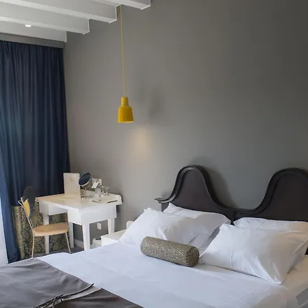 Hotell Xii Century Heritage 4*