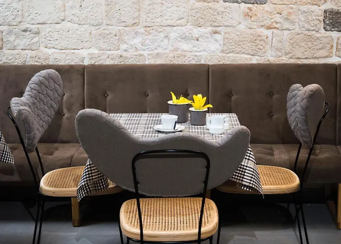 Hotel Xii Century Heritage 4*