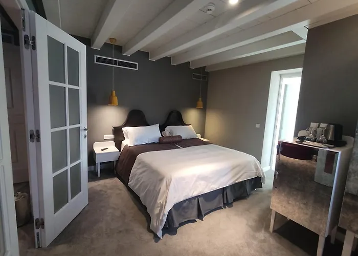 Hotel Xii Century Heritage 4*