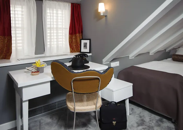 Hotel Xii Century Heritage