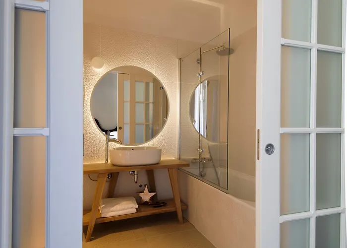 Xii Century Heritage Hotel 4*