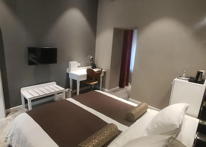 Xii Century Heritage Hotel